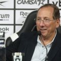 John Textor rebate reportagem de “O Globo” e nega que Eagle tenha descartado venda da SAF do Botafogo